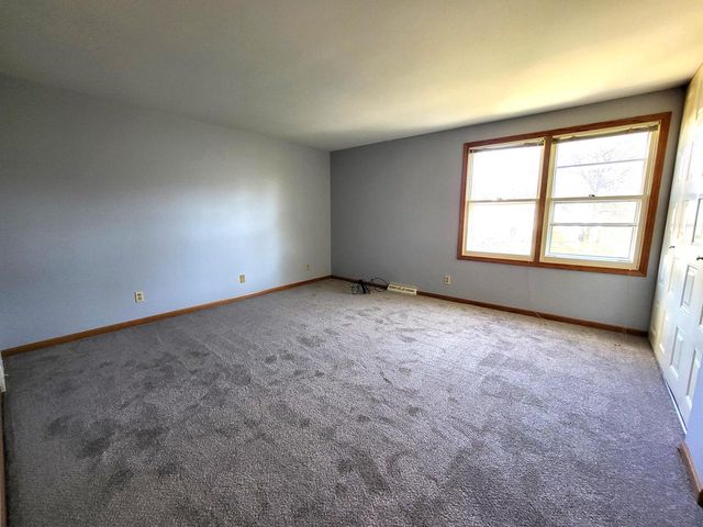 6240 W College AVENUE, Greendale, WI 53129