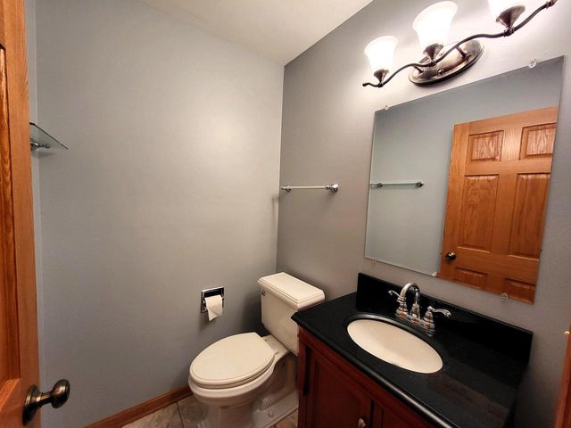 6240 W College AVENUE, Greendale, WI 53129