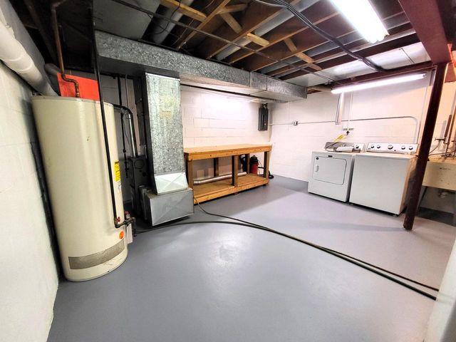 6240 W College AVENUE, Greendale, WI 53129