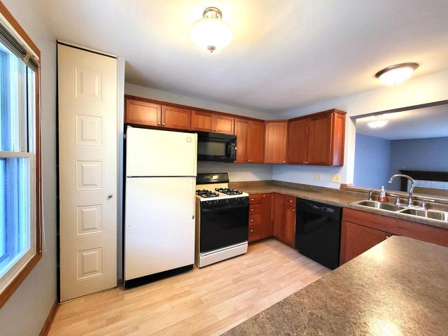 6240 W College AVENUE, Greendale, WI 53129