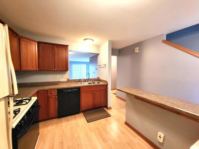 6240 W College AVENUE, Greendale, WI 53129