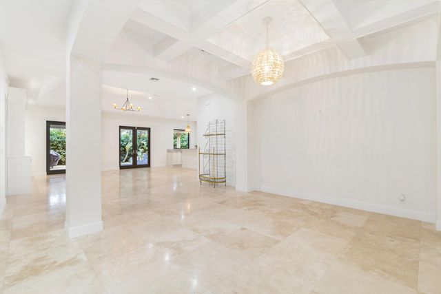 216 Summa Street, West Palm Beach, FL 33405