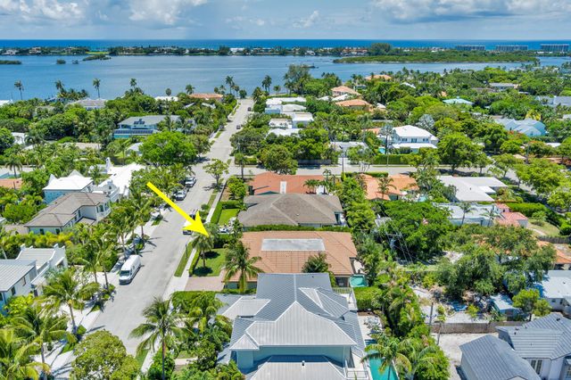 216 Summa Street, West Palm Beach, FL 33405