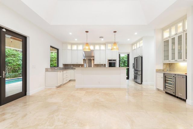 216 Summa Street, West Palm Beach, FL 33405