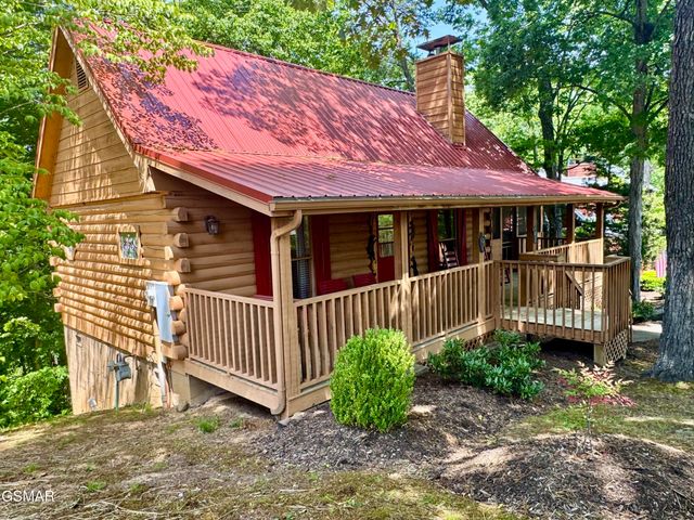 856 Bear Run Way, Sevierville, TN 37862