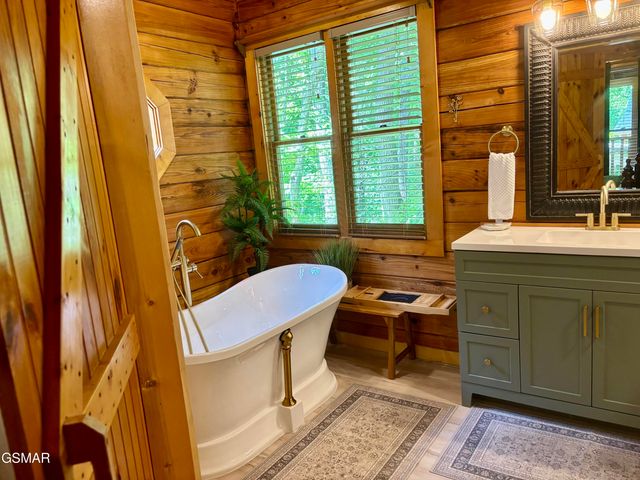 856 Bear Run Way, Sevierville, TN 37862