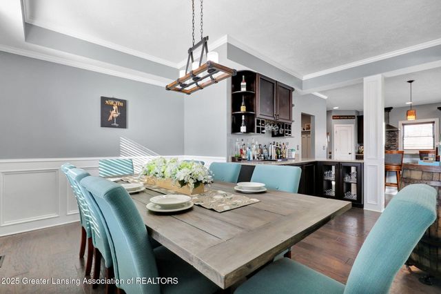 434 Ravenwood Court, Mason, MI 48854