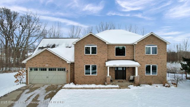 434 Ravenwood Court, Mason, MI 48854