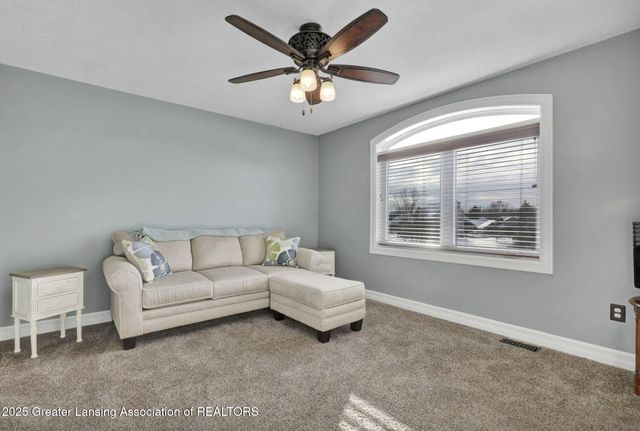 434 Ravenwood Court, Mason, MI 48854