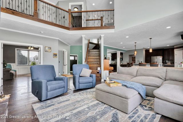 434 Ravenwood Court, Mason, MI 48854