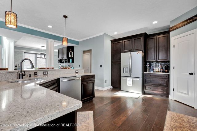 434 Ravenwood Court, Mason, MI 48854