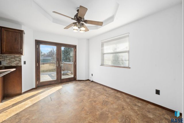 5417 W Oak St Street, Sioux Falls, SD 57106