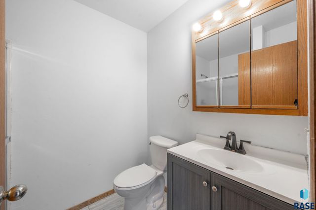 5417 W Oak St Street, Sioux Falls, SD 57106