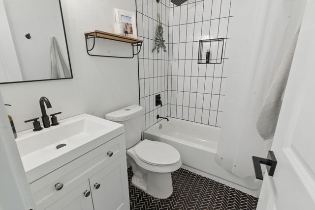 2312 Neches Street, Granbury, TX 76048