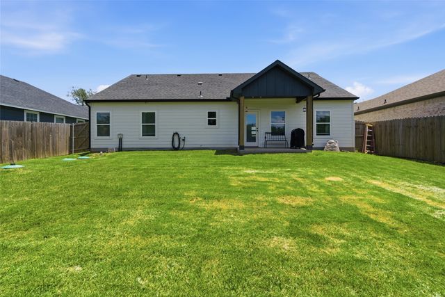2312 Neches Street, Granbury, TX 76048