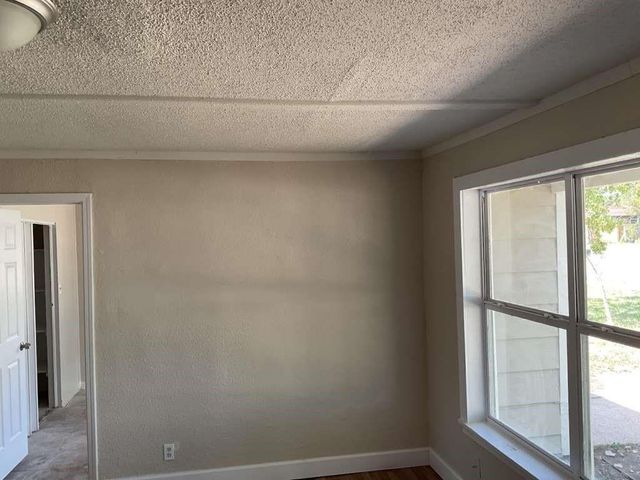 815 W 12th Street, Freeport, TX 77541