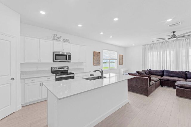 7609 NW Archerfield Drive, Port St. Lucie, Port St Lucie, FL 34987