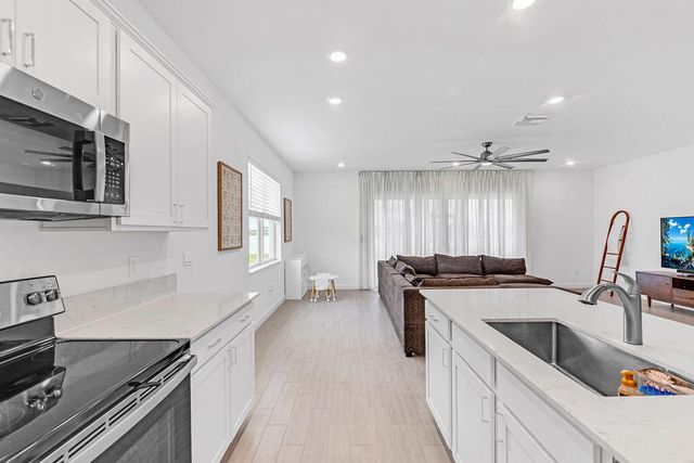 7609 NW Archerfield Drive, Port St. Lucie, Port St Lucie, FL 34987