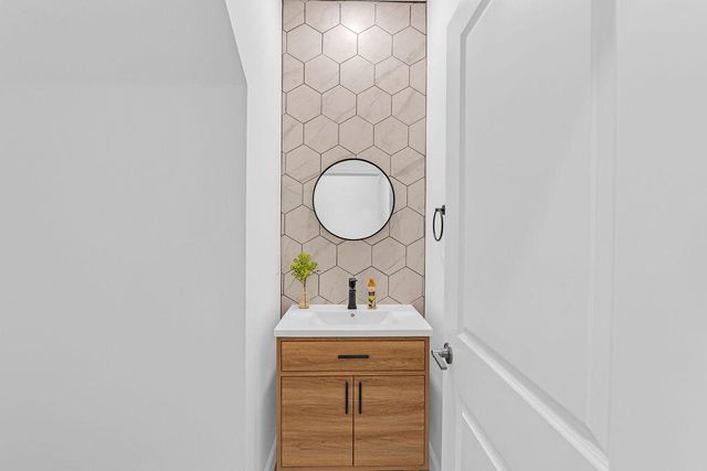 7609 NW Archerfield Drive, Port St. Lucie, Port St Lucie, FL 34987