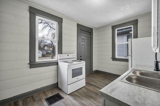 365-367 S Eureka Avenue, Columbus, OH 43204