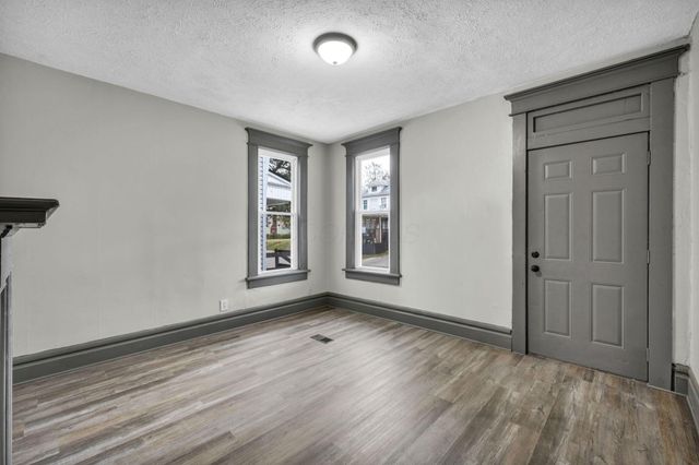 365-367 S Eureka Avenue, Columbus, OH 43204