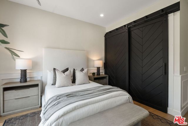 18057 Valley Vista Boulevard, Encino (los Angeles), CA 91316