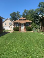 612,612 1/2 and 614 Engle Street, Dolton, IL 60419