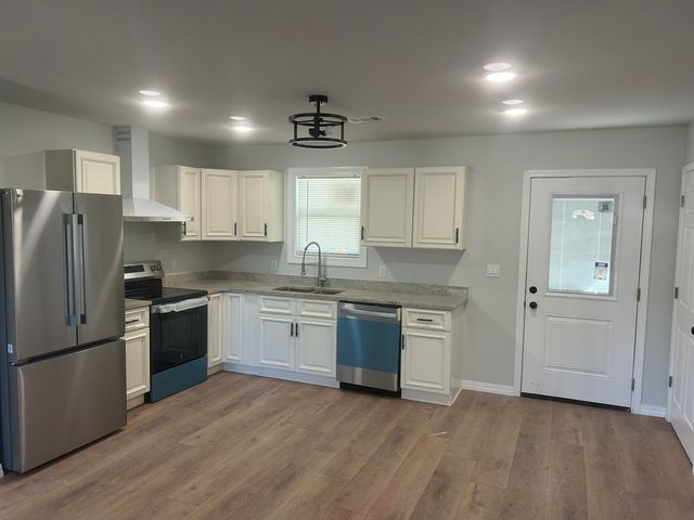 100 NW Randolph, Hoxie, AR 72433