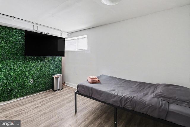 5411 VICARIS ST, Philadelphia, PA 19128