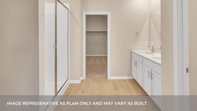 2449 Flank Skirt DR, Leander, TX 78641