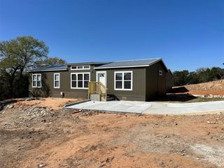 815 Thicket Trail, Granbury, TX 76048