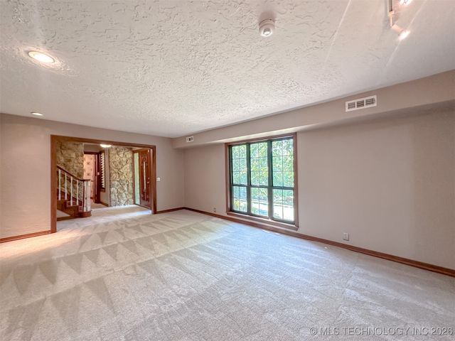 4411 E 72nd Place, Tulsa, OK 74136