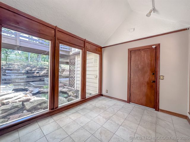 4411 E 72nd Place, Tulsa, OK 74136