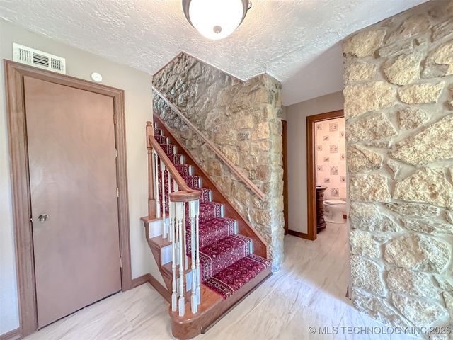 4411 E 72nd Place, Tulsa, OK 74136