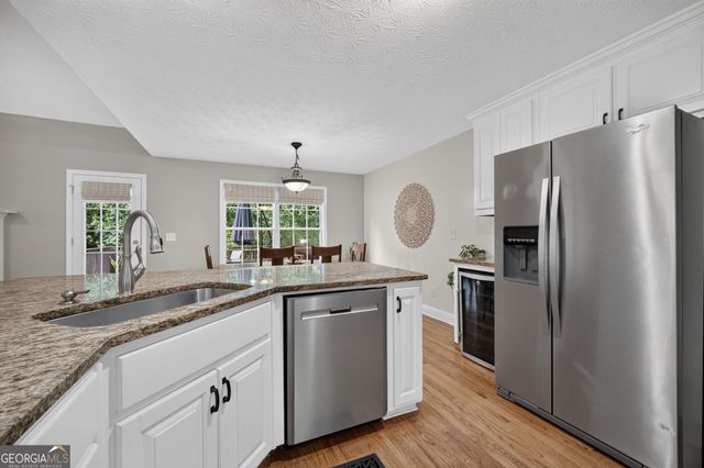 946 Golden Meadows Lane, Loganville, GA 30052
