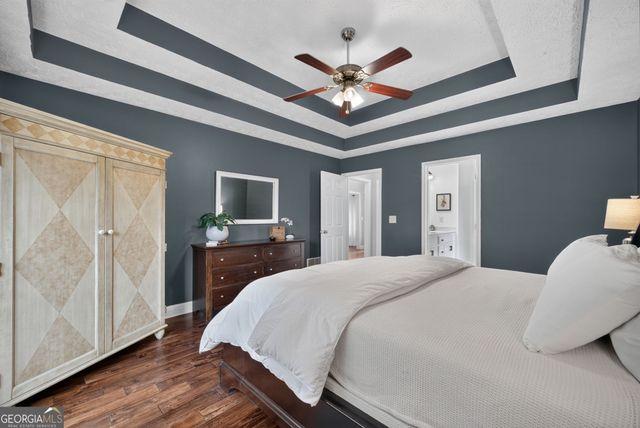 946 Golden Meadows Lane, Loganville, GA 30052