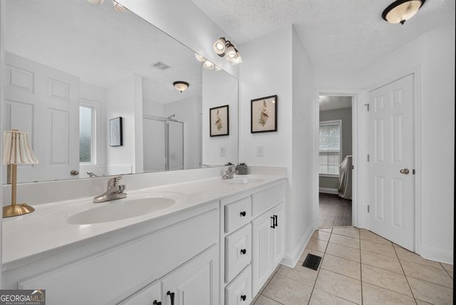946 Golden Meadows Lane, Loganville, GA 30052