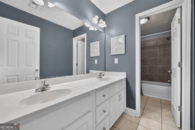 946 Golden Meadows Lane, Loganville, GA 30052