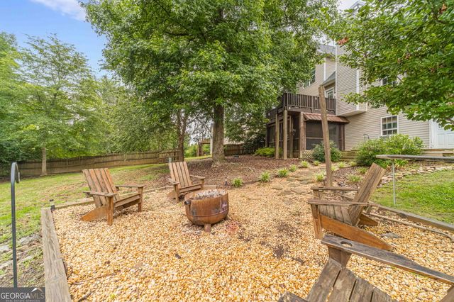 946 Golden Meadows Lane, Loganville, GA 30052
