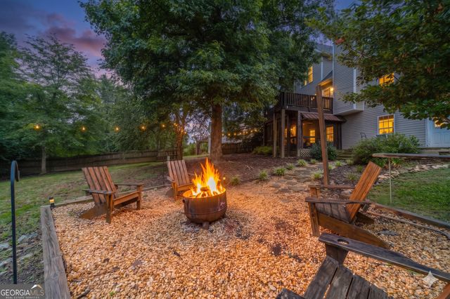 946 Golden Meadows Lane, Loganville, GA 30052