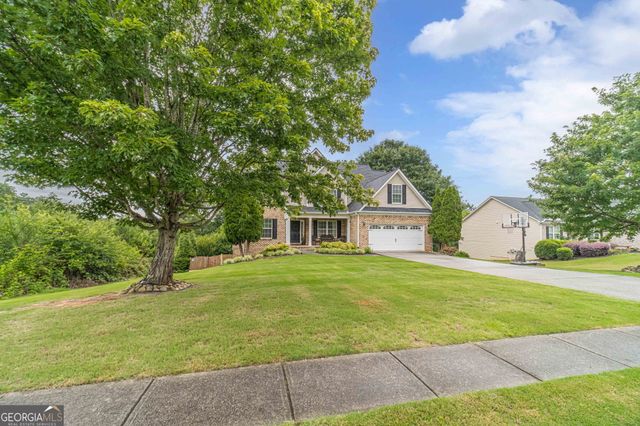 946 Golden Meadows Lane, Loganville, GA 30052
