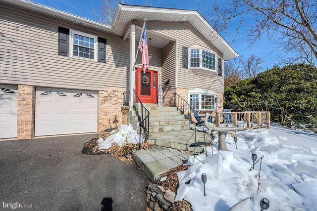 6112 HARMON PL, Springfield, VA 22152