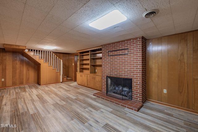 532 Bays View Rd, Kingsport, TN 37660