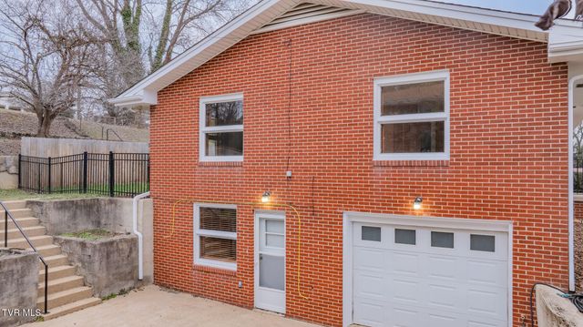 532 Bays View Rd, Kingsport, TN 37660