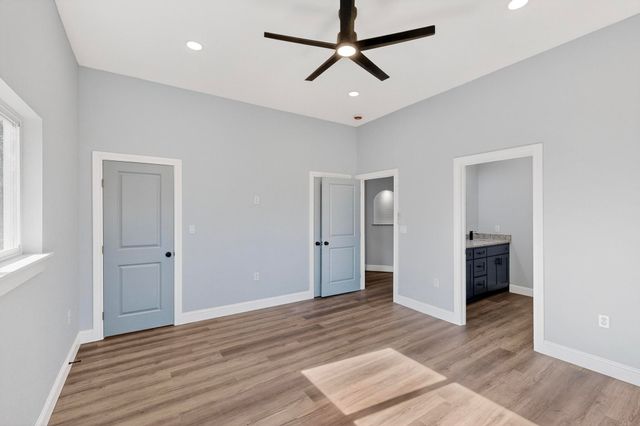 2216 Ross Avenue, Fort Worth, TX 76164