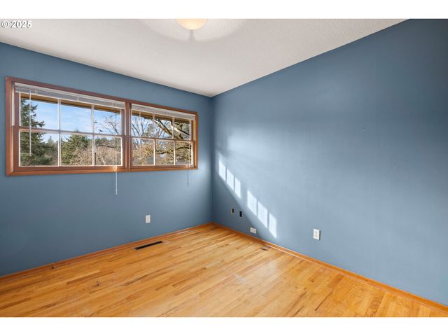 5418 Sw 34TH Pl, Portland, OR 97239