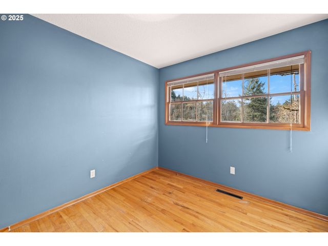 5418 Sw 34TH Pl, Portland, OR 97239