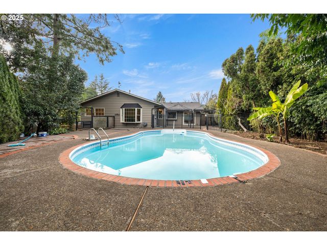 5418 Sw 34TH Pl, Portland, OR 97239