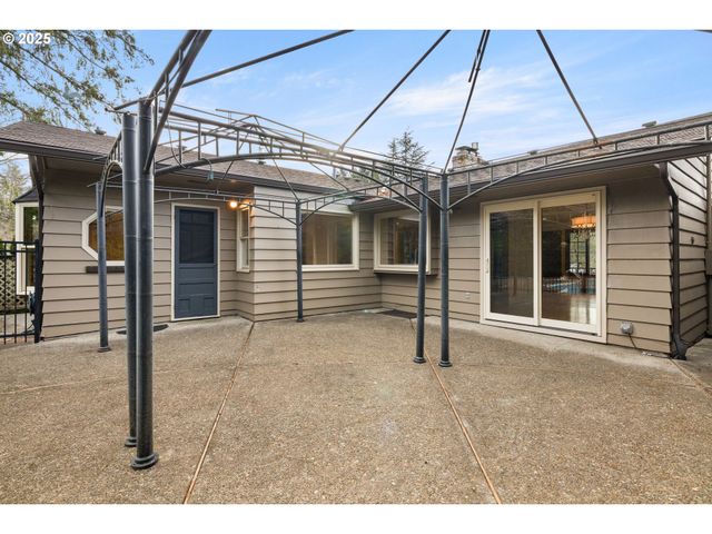 5418 Sw 34TH Pl, Portland, OR 97239