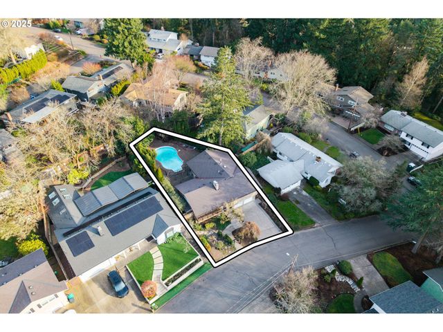 5418 Sw 34TH Pl, Portland, OR 97239